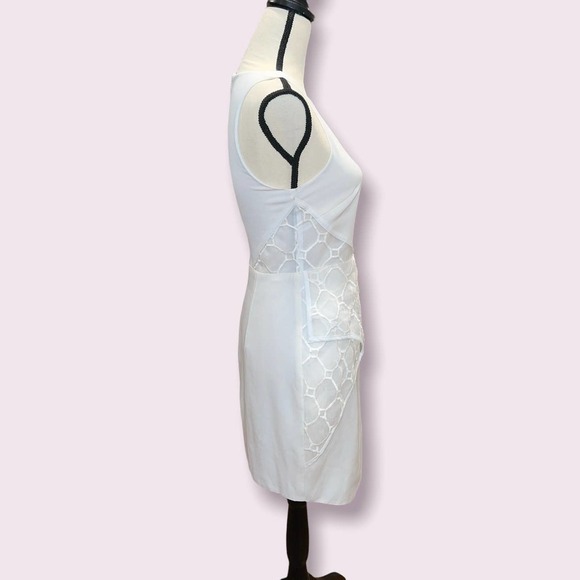Lumier by Bariano Sleeveless Cream Overlay Geometric Dress Size S - Picture 2 of 10